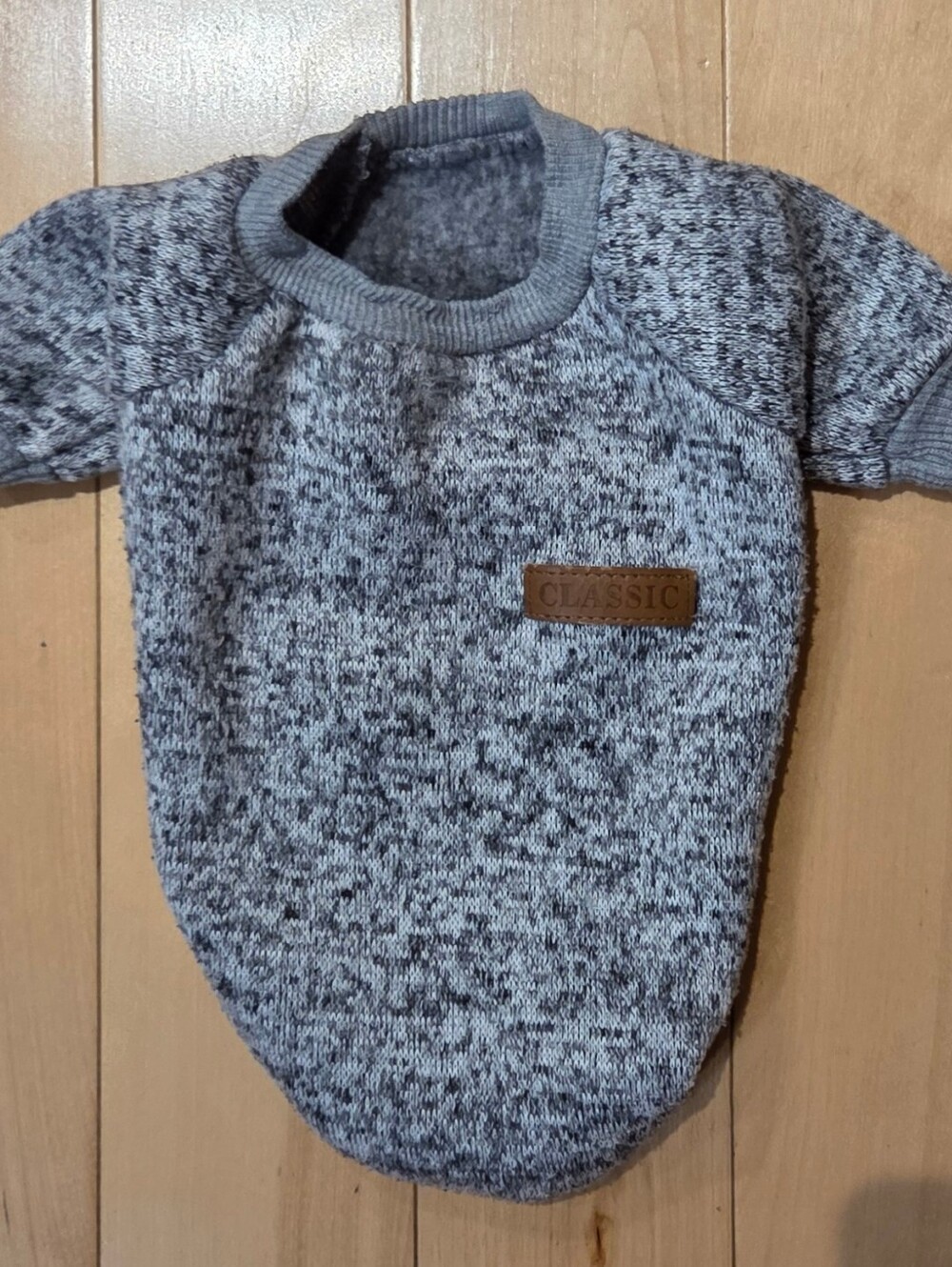 CLASSIC Gray Dog Sweater (S)